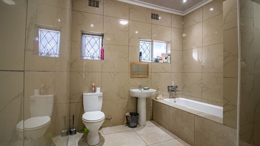 3 Bedroom Property for Sale in Amalinda Eastern Cape